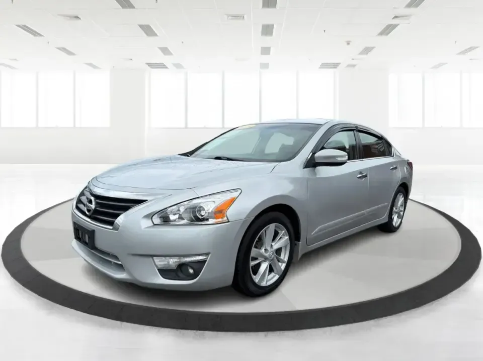 2015 Nissan Altima 2.5 S (1N4AL3AP8FC) with an 2.5L L4 DOHC 16V engine, Continuously Variable Transmission transmission, located at 1099 N County Rd 25A, Troy, OH, 45373, (937) 908-9800, 40.057079, -84.212883 - Need a reliable commuter that can handle the daily run from Troy to Dayton, school drop-offs, and the occasional weekend escape to Charleston Falls Preserve? This **2015 Nissan Altima 2.5 S** is a smart, comfortable sedan built for real-life driving-easy to park downtown, smooth on I75, and efficien- Photo#8