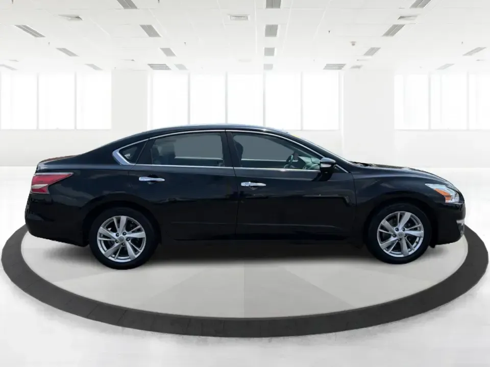 2015 Nissan Altima 2.5 S (1N4AL3AP1FN) with an 2.5L L4 DOHC 16V engine, Continuously Variable Transmission transmission, located at 401 Woodman Dr, Riverside, OH, 45431, (937) 908-9800, 39.760899, -84.123421 - Need a dependable sedan for the daily commute down I-675, quick school drop-offs, and easy weekend runs to The Greene or Downtown Dayton? This 2015 Nissan Altima 2.5 S in Super Black fits that real-life rhythm with excellent fuel economy, comfortable seating for five, and the kind of driver-friendly- Photo#1