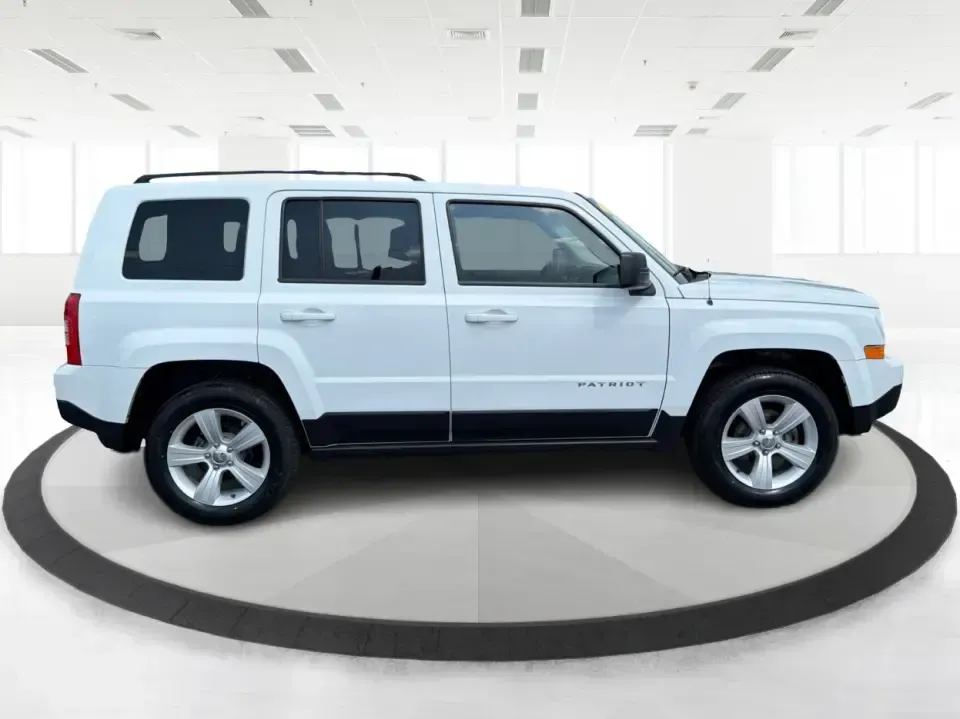 2015 Jeep Patriot Sport 4WD (1C4NJRBB1FD) with an 2.4L L4 DOHC 16V engine, located at 1184 Kauffman Ave, Fairborn, OH, 45324, (937) 908-9800, 39.807072, -84.030914 - Weekend lake days at Huffman Prairie, snowy commutes to Wright-Patterson AFB, or a packed-backseat run to The Greene-this 2015 Jeep Patriot Sport 4WD is built for Fairborn life when you want SUV versatility without giving up everyday practicality. With confident four-wheel drive and a manageable siz- Photo#1