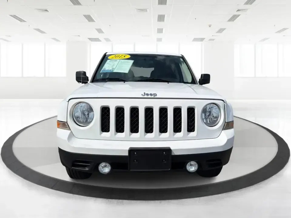 2015 Jeep Patriot Sport 4WD (1C4NJRBB1FD) with an 2.4L L4 DOHC 16V engine, located at 1184 Kauffman Ave, Fairborn, OH, 45324, (937) 908-9800, 39.807072, -84.030914 - Weekend lake days at Huffman Prairie, snowy commutes to Wright-Patterson AFB, or a packed-backseat run to The Greene-this 2015 Jeep Patriot Sport 4WD is built for Fairborn life when you want SUV versatility without giving up everyday practicality. With confident four-wheel drive and a manageable siz- Photo#7
