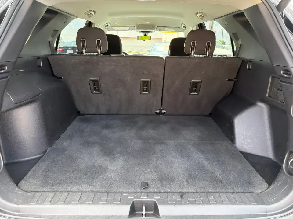 2018 Chevrolet Equinox LT 2WD (2GNAXJEV5J6) with an 1.5L L4 DIR DOHC 16V TURBO engine, 6A transmission, located at 8750 N County Rd 25A, Piqua, OH, 45356, (937) 908-9800, 40.164391, -84.232513 - Pack up the family for a weekend at Indian Lake, handle the daily commute down I-75, or run stress-free errands between Piqua and Troy-this 2018 Chevrolet Equinox LT 2WD is the kind of practical, comfortable SUV that fits real life. With its Mosaic Black Metallic exterior, versatile cargo space, and- Photo#12