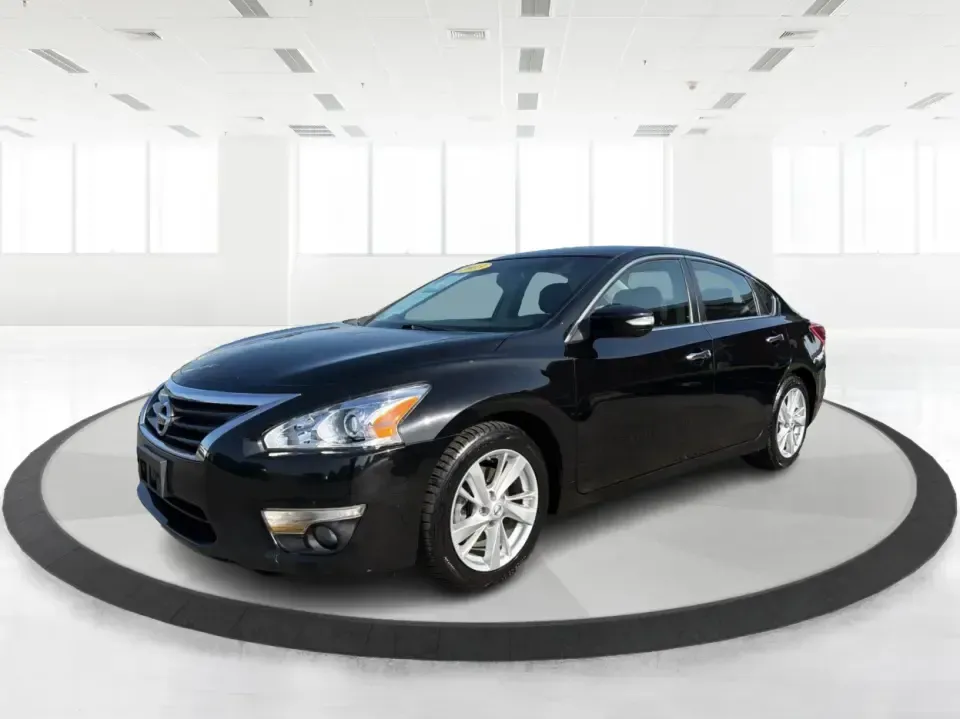 2013 Nissan Altima 2.5 S (1N4AL3AP5DC) with an 2.5L L4 DOHC 16V engine, located at 1099 N County Rd 25A, Troy, OH, 45373, (937) 908-9800, 40.057079, -84.212883 - Need a dependable sedan for the daily commute from Troy to Dayton, quick school drop-offs, or a comfortable weekend run to the Greene County Fairgrounds? This **2013 Nissan Altima 2.5 S** is a practical, fuel-sipping choice that fits real life-easy to park downtown, smooth on longer drives, and room- Photo#8