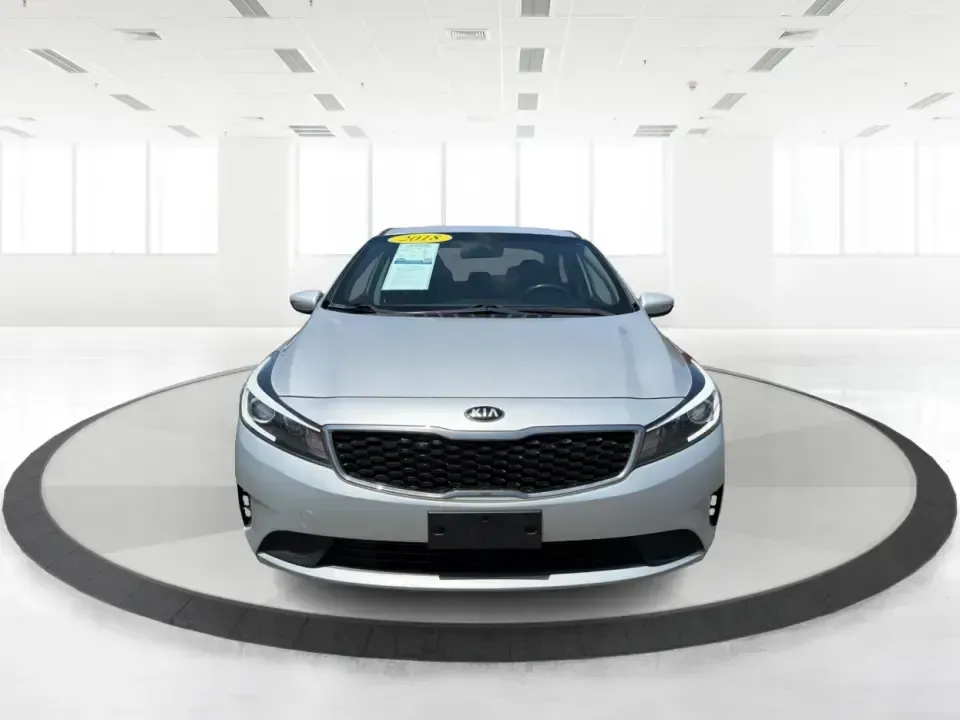 2018 Kia Forte LX 6M (3KPFK4A73JE) with an 2.0L L4 DOHC 16V engine, 6M transmission, located at 1230 East Main St, Xenia, OH, 45385, (937) 908-9800, 39.688026, -83.910172 - Whether you're tackling a daily commute from Xenia to Beavercreek, shuttling kids to practices near Shawnee Park, or planning an easy weekend drive out toward Caesar Creek State Park, this 2018 Kia Forte LX 6M is a smart, practical sedan built for real-life miles. With its efficient footprint, comfo- Photo#7