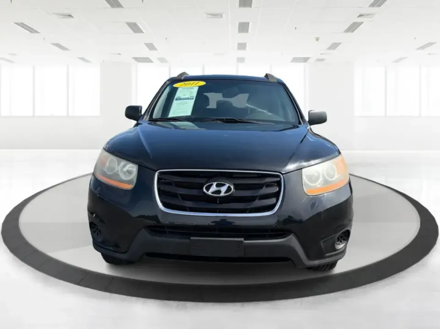 2011 Hyundai Santa Fe GL(Middle-low grade) (5XYZG3AB9BG) with an 2.4L I-4 DOHC engine, located at 1099 N County Rd 25A, Troy, OH, 45373, (937) 908-9800, 40.057079, -84.212883 - Weekend getaways to Hocking Hills, daily commutes down I75, or the after-school shuttle with sports gear in the back-this 2011 Hyundai Santa Fe GL is the kind of SUV that fits real life in and around Troy. With its practical size, confident road manners, and versatile cargo space, it's a smart pick- Photo#7
