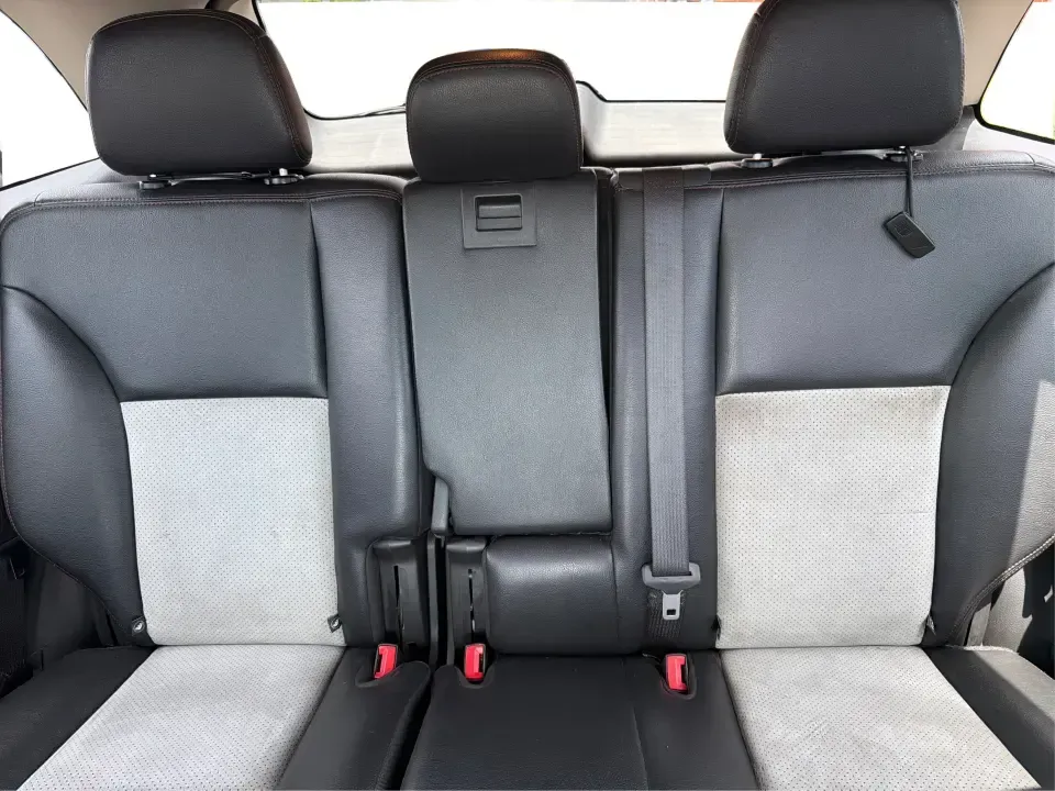 2013 Ford Edge SEL (2FMDK3JC8DB) with an Other engine, located at 4508 South Dixie Dr, Moraine, OH, 45439, (937) 908-9800, 39.689976, -84.218452 - Need an SUV that can handle the weekday grind on I-75 and still feel comfortable for a weekend run to Carillon Historical Park or a family outing near the Dayton Mall area? This 2013 Ford Edge SEL is a practical, roomy choice for commuters, growing families, and budget-conscious buyers who want ever- Photo#14