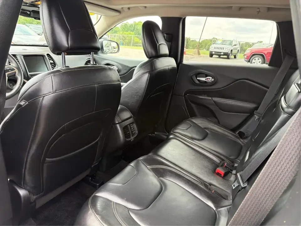 2014 Jeep Cherokee Limited (1C4PJLDB6EW) with an Other engine, located at 8750 N County Rd 25A, Piqua, OH, 45356, (937) 908-9800, 40.164391, -84.232513 - Adventure-ready comfort meets everyday practicality in this 2014 Jeep Cherokee Limited-an ideal fit for commuters heading up I-75, families shuttling between school and practice, or weekend explorers chasing fresh air at Lockington Locks or along the Great Miami River. Finished in Brilliant Black Cr- Photo#10