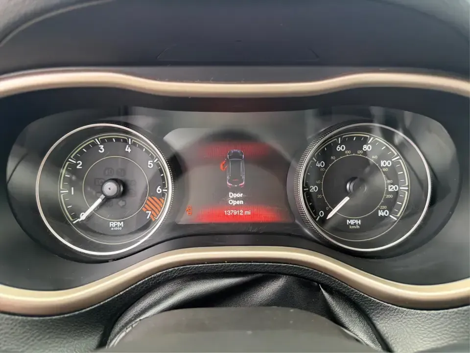 2014 Jeep Cherokee Limited (1C4PJLDB6EW) with an Other engine, located at 8750 N County Rd 25A, Piqua, OH, 45356, (937) 908-9800, 40.164391, -84.232513 - Adventure-ready comfort meets everyday practicality in this 2014 Jeep Cherokee Limited-an ideal fit for commuters heading up I-75, families shuttling between school and practice, or weekend explorers chasing fresh air at Lockington Locks or along the Great Miami River. Finished in Brilliant Black Cr- Photo#15
