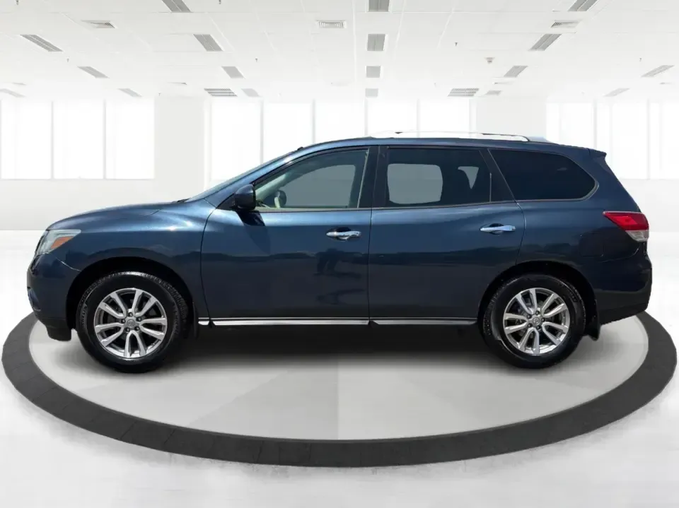 2015 Nissan Pathfinder S (5N1AR2MM9FC) with an 3.5L V-6 DOHC engine, located at 1099 N County Rd 25A, Troy, OH, 45373, (937) 908-9800, 40.057079, -84.212883 - Need one vehicle that can handle weekday school runs, a long I75 commute, and a spontaneous weekend escape to Charleston Falls Preserve? This 2015 Nissan Pathfinder S in Arctic Blue Metallic is a versatile 3-row crossover built for real-life Ohio driving-roomy for growing families, comfortable for r- Photo#5