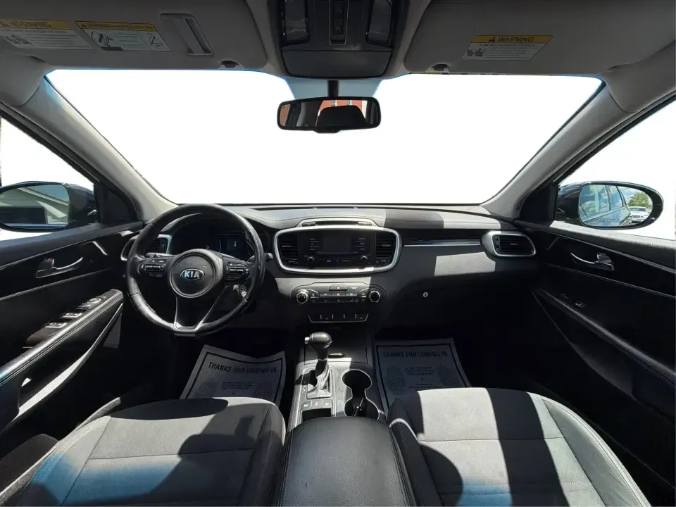 2016 Kia Sorento L / LX (5XYPGDA38GG) with an 2.4L I-4 gasoline direct injection engine, located at 1184 Kauffman Ave, Fairborn, OH, 45324, (937) 908-9800, 39.807072, -84.030914 - Picture your next Ohio weekend: loading up the family for a day at the National Museum of the U.S. Air Force, grabbing snacks near Fairfield Commons, then cruising I675 back home with room for everyone and their gear. This 2016 Kia Sorento L/LX in eye-catching Blaze Blue is built for real life in Fa- Photo#21