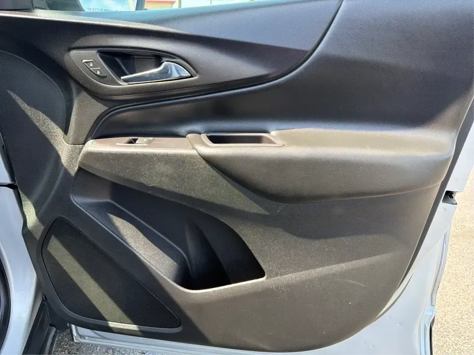 2019 Chevrolet Equinox LT (1LT) (2GNAXUEVXK6) with an 1.5L I-4 gasoline direct injection engine, located at 401 Woodman Dr, Riverside, OH, 45431, (937) 908-9800, 39.760899, -84.123421 - Pack up the kids for a day at Riverscape MetroPark, load up groceries after work, or point the nose toward I675 for a weekend road trip-this 2019 Chevrolet Equinox LT (1LT) is the kind of practical, do-it-all SUV that fits real life in the Miami Valley. With seating for five, a versatile cargo area,- Photo#20