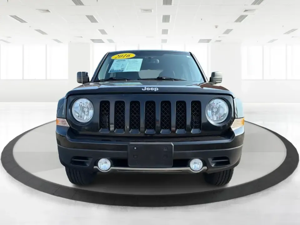 2016 Jeep Patriot Latitude (1C4NJRFB6GD) with an 2.4L I-4 DOHC engine, located at 1230 East Main St, Xenia, OH, 45385, (937) 908-9800, 39.688026, -83.910172 - Weekday commute on US-35, grocery runs through downtown Xenia, and spontaneous weekend escapes to John Bryan State Park or the bike trails near Yellow Springs-this 2016 Jeep Patriot Latitude is built for the kind of life that doesn't stay parked. With SUV versatility, confident 4WD/AWD capability, a- Photo#7