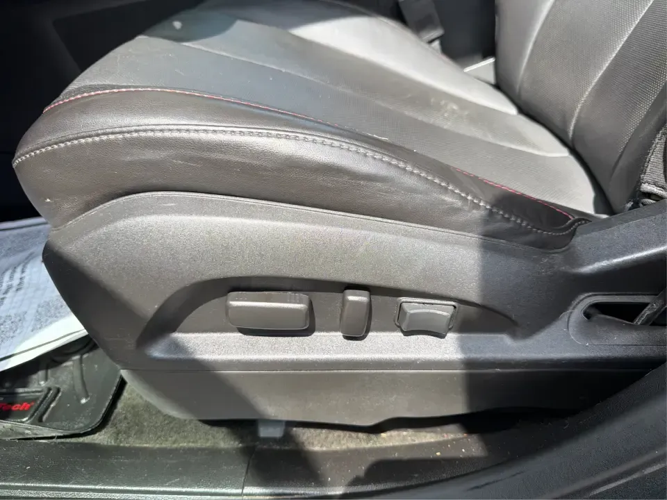 2017 GMC Terrain SLT AWD (2GKFLUEK5H6) with an 2.4L L4 DOHC 16V engine, 6-Speed Automatic transmission, located at 1184 Kauffman Ave, Fairborn, OH, 45324, (937) 908-9800, 39.807072, -84.030914 - Need a capable SUV that can handle Ohio weather, school drop-offs, and spontaneous weekend getaways without feeling like a chore? This 2017 GMC Terrain SLT AWD is built for real life-comfortable for daily commuting to Wright-Patterson AFB, confident on rainy I-675 drives, and roomy enough for shoppi- Photo#17