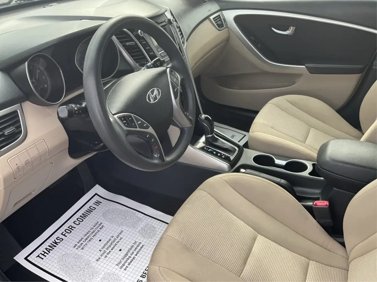 2014 Hyundai Elantra GT GT (KMHD35LH4EU) with an Other engine, located at 1230 East Main St, Xenia, OH, 45385, (937) 908-9800, 39.688026, -83.910172 - **Discover Your Next Adventure with the 2014 Hyundai Elantra GT at Advantage Car and Credit!**<br /> <br /> Are you searching for a reliable vehicle that fits seamlessly into both your daily routine and your weekend getaways? Look no further than the 2014 Hyundai Elantra GT, available at Advantage C - Photo#9