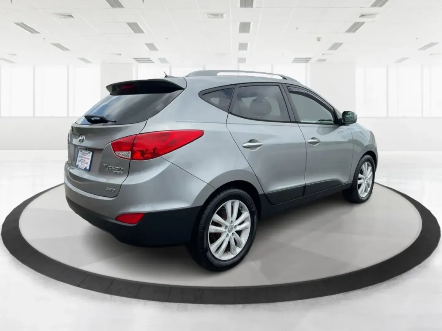 2013 Hyundai Tucson Limited (KM8JUCAC4DU) with an Other engine, located at 1184 Kauffman Ave, Fairborn, OH, 45324, (937) 908-9800, 39.807072, -84.030914 - **Discover Your New Adventure Vehicle: 2013 Hyundai Tucson Limited at Advantage Car and Credit!** <br /> <br /> Are you searching for the perfect SUV that combines style, comfort, and versatility? Look no further than this striking 2013 Hyundai Tucson Limited, located right here at Advantage Car an - Photo#2