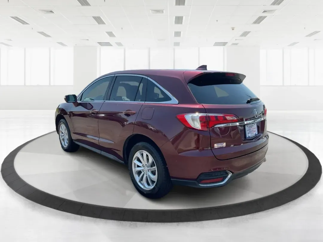 2016 Acura RDX 6-Spd AT (5J8TB3H33GL) with an 3.5L V6 DOHC 24V engine, 6-Speed Automatic transmission, located at 8750 N County Rd 25A, Piqua, OH, 45356, (937) 908-9800, 40.164391, -84.232513 - **Conquer the Road with Confidence: 2016 Acura RDX at Advantage Car and Credit!**<br /> <br /> Are you seeking a reliable vehicle that perfectly balances luxury, comfort, and practicality? Look no further than this stunning 2016 Acura RDX, available now at Advantage Car and Credit in Fairborn, OH. T - Photo#4