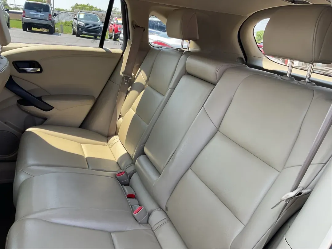 2016 Acura RDX 6-Spd AT (5J8TB3H33GL) with an 3.5L V6 DOHC 24V engine, 6-Speed Automatic transmission, located at 8750 N County Rd 25A, Piqua, OH, 45356, (937) 908-9800, 40.164391, -84.232513 - **Conquer the Road with Confidence: 2016 Acura RDX at Advantage Car and Credit!**<br /> <br /> Are you seeking a reliable vehicle that perfectly balances luxury, comfort, and practicality? Look no further than this stunning 2016 Acura RDX, available now at Advantage Car and Credit in Fairborn, OH. T - Photo#10