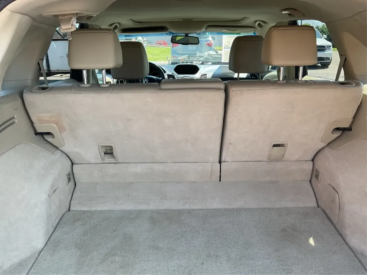 2016 Acura RDX 6-Spd AT (5J8TB3H33GL) with an 3.5L V6 DOHC 24V engine, 6-Speed Automatic transmission, located at 8750 N County Rd 25A, Piqua, OH, 45356, (937) 908-9800, 40.164391, -84.232513 - **Conquer the Road with Confidence: 2016 Acura RDX at Advantage Car and Credit!**<br /> <br /> Are you seeking a reliable vehicle that perfectly balances luxury, comfort, and practicality? Look no further than this stunning 2016 Acura RDX, available now at Advantage Car and Credit in Fairborn, OH. T - Photo#12