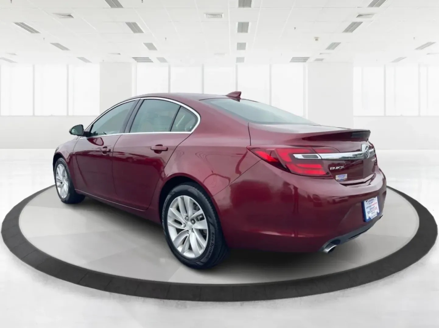 2017 Buick Regal Turbo (2G4GM5EX5H9) with an 2L I-4 gasoline direct injection engine, located at 1230 East Main St, Xenia, OH, 45385, (937) 908-9800, 39.688026, -83.910172 - **Elevate Your Commute in the Stylish 2017 Buick Regal Turbo**<br /> <br /> If you're searching for a vehicle that seamlessly blends sophistication with performance, the 2017 Buick Regal Turbo is your ideal choice. This sleek sedan is perfect for budget-conscious buyers who refuse to compromise on s - Photo#4