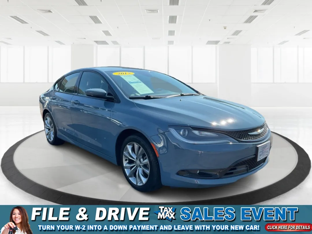 photo of 2015 Chrysler 200 S