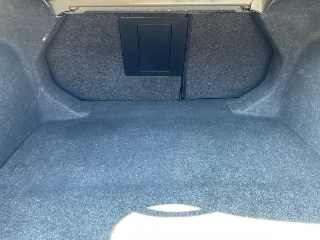 2015 Chrysler 200 S (1C3CCCBB8FN) with an Other engine, located at 880 E. National Road, Vandalia, OH, 45377, (937) 908-9800, 39.891918, -84.183594 - **Experience Luxury on a Budget with the 2015 Chrysler 200 S at Advantage Car and Credit**<br /> <br /> Looking for a stylish sedan that can handle your daily commute as effortlessly as your weekend adventures? The 2015 Chrysler 200 S is the perfect blend of comfort, technology, and modern aesthetic - Photo#12