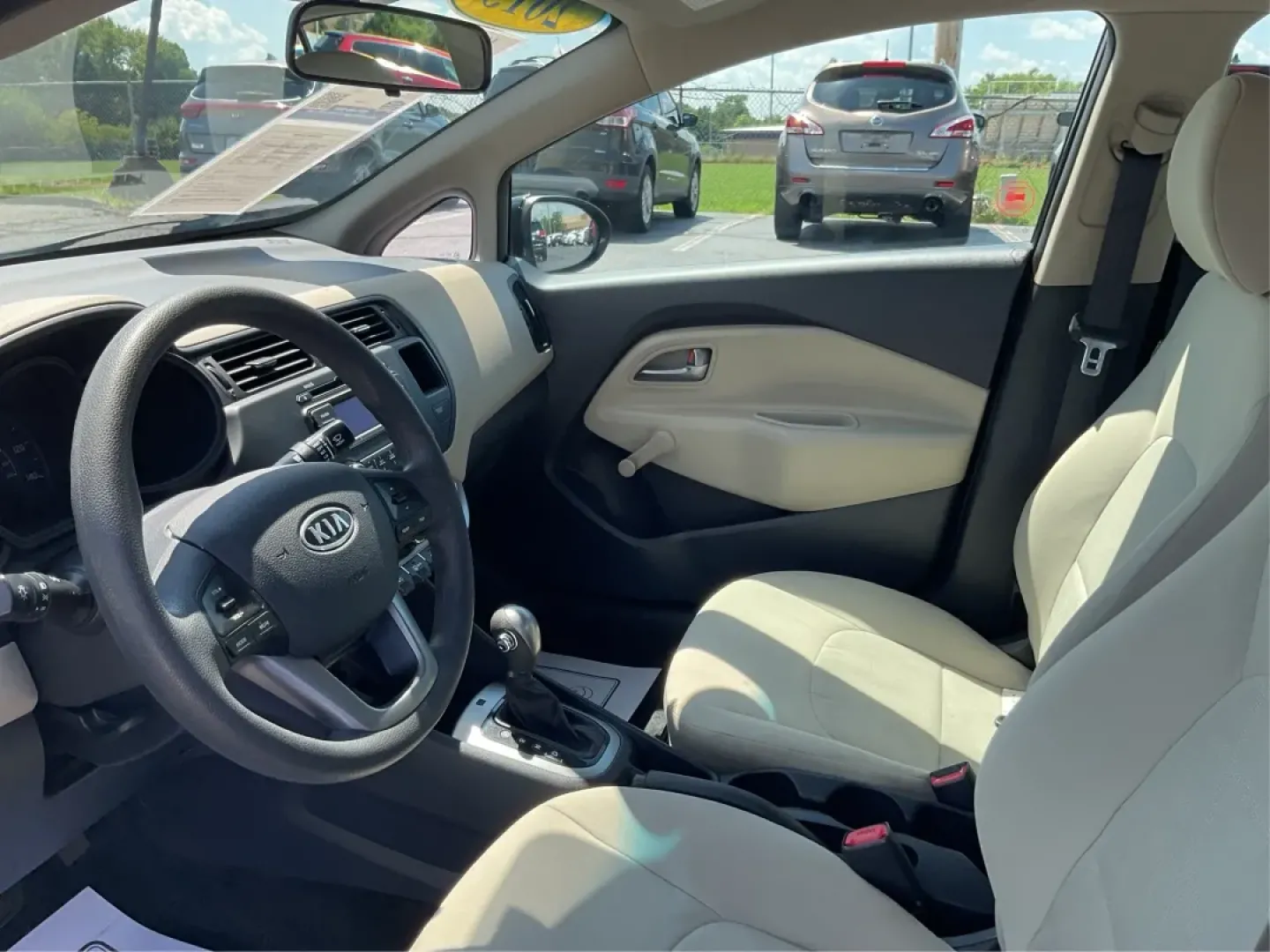 2013 Kia Rio LX (KNADM4A35D6) with an 1.6L I-4 gasoline direct injection engine, located at 1230 East Main St, Xenia, OH, 45385, (937) 908-9800, 39.688026, -83.910172 - Looking for a compact car that perfectly balances style, efficiency, and comfort? The 2013 Kia Rio LX is just what you need! Ideal for daily commutes, weekend getaways, or even as a reliable first car for young drivers, this sedan delivers a fantastic driving experience without breaking the bank. At - Photo#9