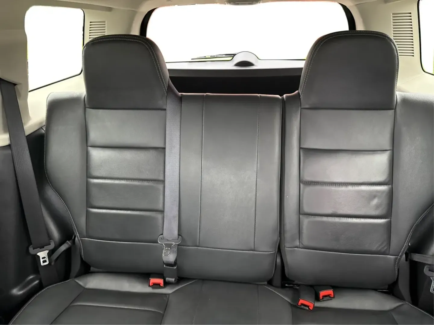 2016 Jeep Patriot High Altitude Edition (1C4NJRFB0GD) with an 2.4L I-4 DOHC engine, located at 1230 East Main St, Xenia, OH, 45385, (937) 908-9800, 39.688026, -83.910172 - **Explore Your Next Adventure in the 2016 Jeep Patriot High Altitude Edition!**<br /> <br /> Are you ready to elevate your lifestyle and embark on thrilling weekend adventures or effortlessly tackle your daily commute? The 2016 Jeep Patriot High Altitude Edition is the perfect SUV for those who crav - Photo#14