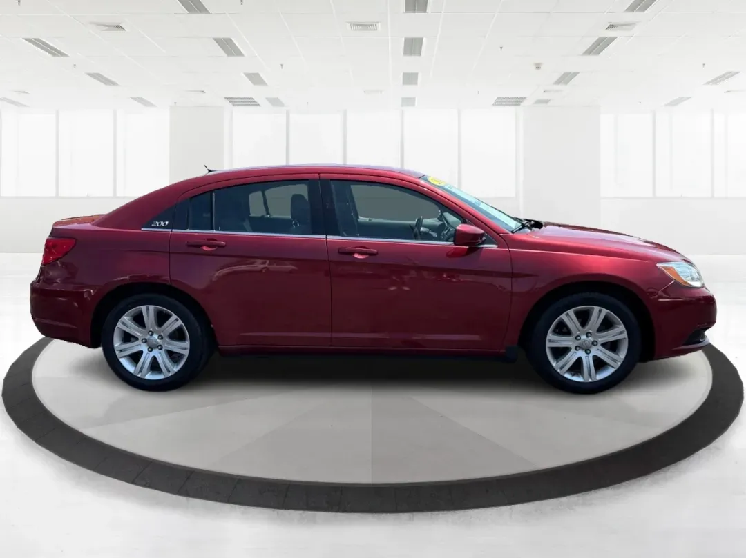 2014 Chrysler 200 Touring (1C3CCBBB6EN) with an Other engine, located at 1230 East Main St, Xenia, OH, 45385, (937) 908-9800, 39.688026, -83.910172 - **Discover Freedom and Comfort with this 2014 Chrysler 200 Touring at Advantage Car and Credit!**<br /> <br /> Are you ready to elevate your driving experience? Whether you're a busy professional looking for a reliable daily commuter or a growing family in need of a safe and stylish sedan, the 2014 - Photo#1