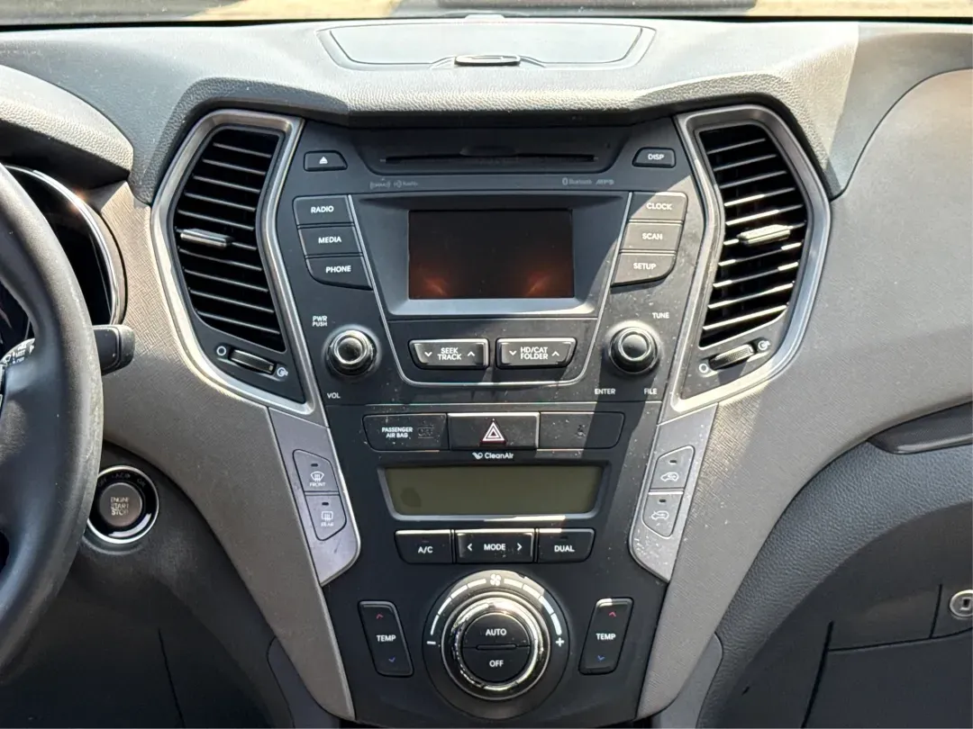 2013 Hyundai Santa Fe Sport 2.0T (5XYZU3LA1DG) with an Theta II 2L I-4 gasoline direct injection engine, located at 1230 East Main St, Xenia, OH, 45385, (937) 908-9800, 39.688026, -83.910172 - **Discover Adventure with the 2013 Hyundai Santa Fe at Advantage Car and Credit!**<br /> <br /> Are you ready to embrace the open road? Whether you're planning a weekend getaway or commuting to work, the 2013 Hyundai Santa Fe Sport 2.0T is the perfect vehicle to elevate your lifestyle. Designed for - Photo#13