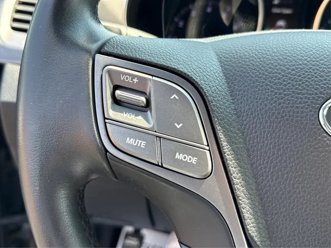 2013 Hyundai Santa Fe Sport 2.0T (5XYZU3LA1DG) with an Theta II 2L I-4 gasoline direct injection engine, located at 1230 East Main St, Xenia, OH, 45385, (937) 908-9800, 39.688026, -83.910172 - **Discover Adventure with the 2013 Hyundai Santa Fe at Advantage Car and Credit!**<br /> <br /> Are you ready to embrace the open road? Whether you're planning a weekend getaway or commuting to work, the 2013 Hyundai Santa Fe Sport 2.0T is the perfect vehicle to elevate your lifestyle. Designed for - Photo#16