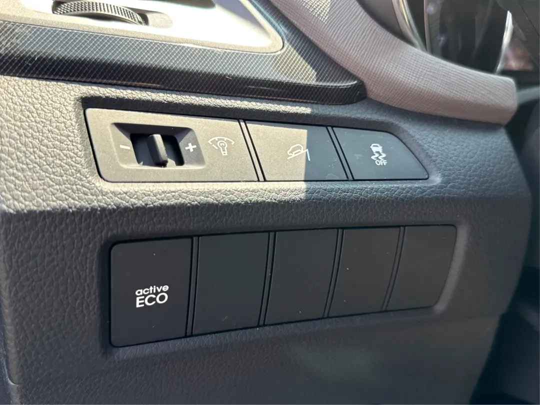 2013 Hyundai Santa Fe Sport 2.0T (5XYZU3LA1DG) with an Theta II 2L I-4 gasoline direct injection engine, located at 1230 East Main St, Xenia, OH, 45385, (937) 908-9800, 39.688026, -83.910172 - **Discover Adventure with the 2013 Hyundai Santa Fe at Advantage Car and Credit!**<br /> <br /> Are you ready to embrace the open road? Whether you're planning a weekend getaway or commuting to work, the 2013 Hyundai Santa Fe Sport 2.0T is the perfect vehicle to elevate your lifestyle. Designed for - Photo#17