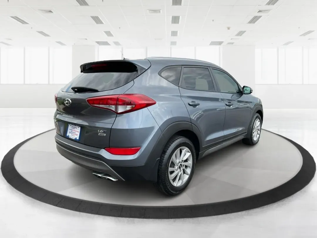 2016 Hyundai Tucson Eco (KM8J3CA24GU) with an 1.6L I-4 gasoline direct injection engine, located at 1099 N County Rd 25A, Troy, OH, 45373, (937) 908-9800, 40.057079, -84.212883 - **Adventure Awaits: 2016 Hyundai Tucson Eco Your Perfect Companion for Daily Drives and Weekend Getaways!**<br /> <br /> At Advantage Car and Credit, located at 1184 Kauffman Ave, Fairborn, OH 45324, we understand that life is an adventure, and having the right vehicle can make all the difference. - Photo#2