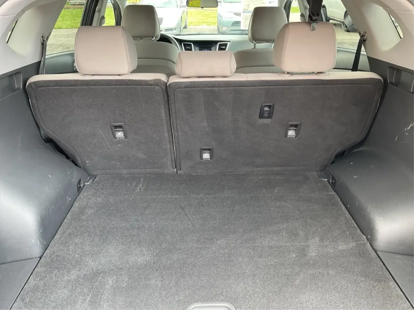 2016 Hyundai Tucson Eco (KM8J3CA24GU) with an 1.6L I-4 gasoline direct injection engine, located at 1099 N County Rd 25A, Troy, OH, 45373, (937) 908-9800, 40.057079, -84.212883 - **Adventure Awaits: 2016 Hyundai Tucson Eco Your Perfect Companion for Daily Drives and Weekend Getaways!**<br /> <br /> At Advantage Car and Credit, located at 1184 Kauffman Ave, Fairborn, OH 45324, we understand that life is an adventure, and having the right vehicle can make all the difference. - Photo#12