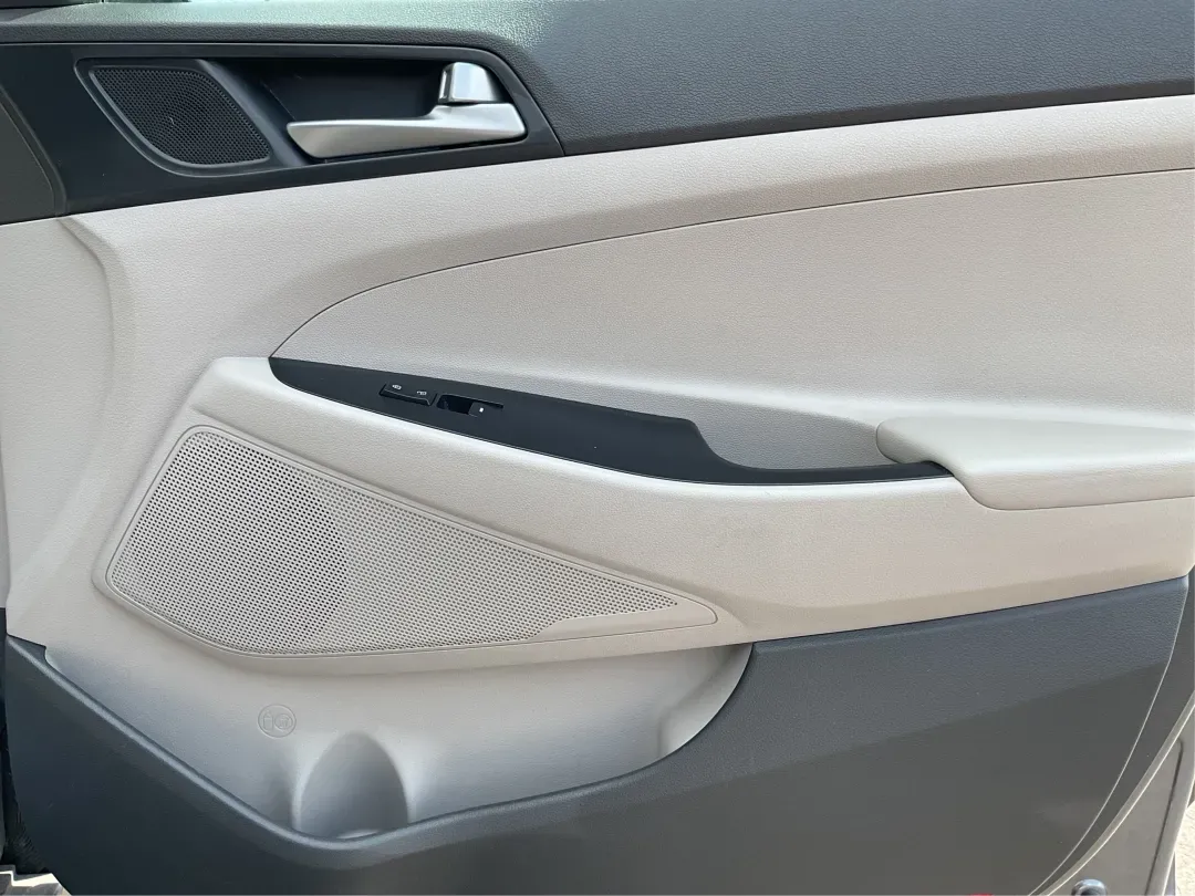 2016 Hyundai Tucson Eco (KM8J3CA24GU) with an 1.6L I-4 gasoline direct injection engine, located at 1099 N County Rd 25A, Troy, OH, 45373, (937) 908-9800, 40.057079, -84.212883 - **Adventure Awaits: 2016 Hyundai Tucson Eco Your Perfect Companion for Daily Drives and Weekend Getaways!**<br /> <br /> At Advantage Car and Credit, located at 1184 Kauffman Ave, Fairborn, OH 45324, we understand that life is an adventure, and having the right vehicle can make all the difference. - Photo#19