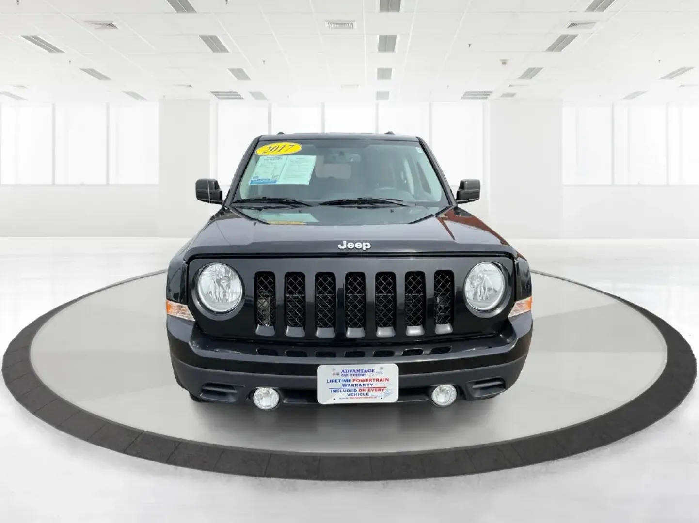 2017 Jeep Patriot Sport FWD (1C4NJPBAXHD) with an 2.4L I-4 DOHC engine, located at 1184 Kauffman Ave, Fairborn, OH, 45324, (937) 908-9800, 39.807072, -84.030914 - **Unlock Adventure with the 2017 Jeep Patriot Sport FWD at Advantage Car and Credit!**<br /> <br /> Are you ready to elevate your outdoor adventures or simply need a reliable vehicle for your daily commute? Look no further than the incredible 2017 Jeep Patriot Sport FWD, available now at Advantage C - Photo#7