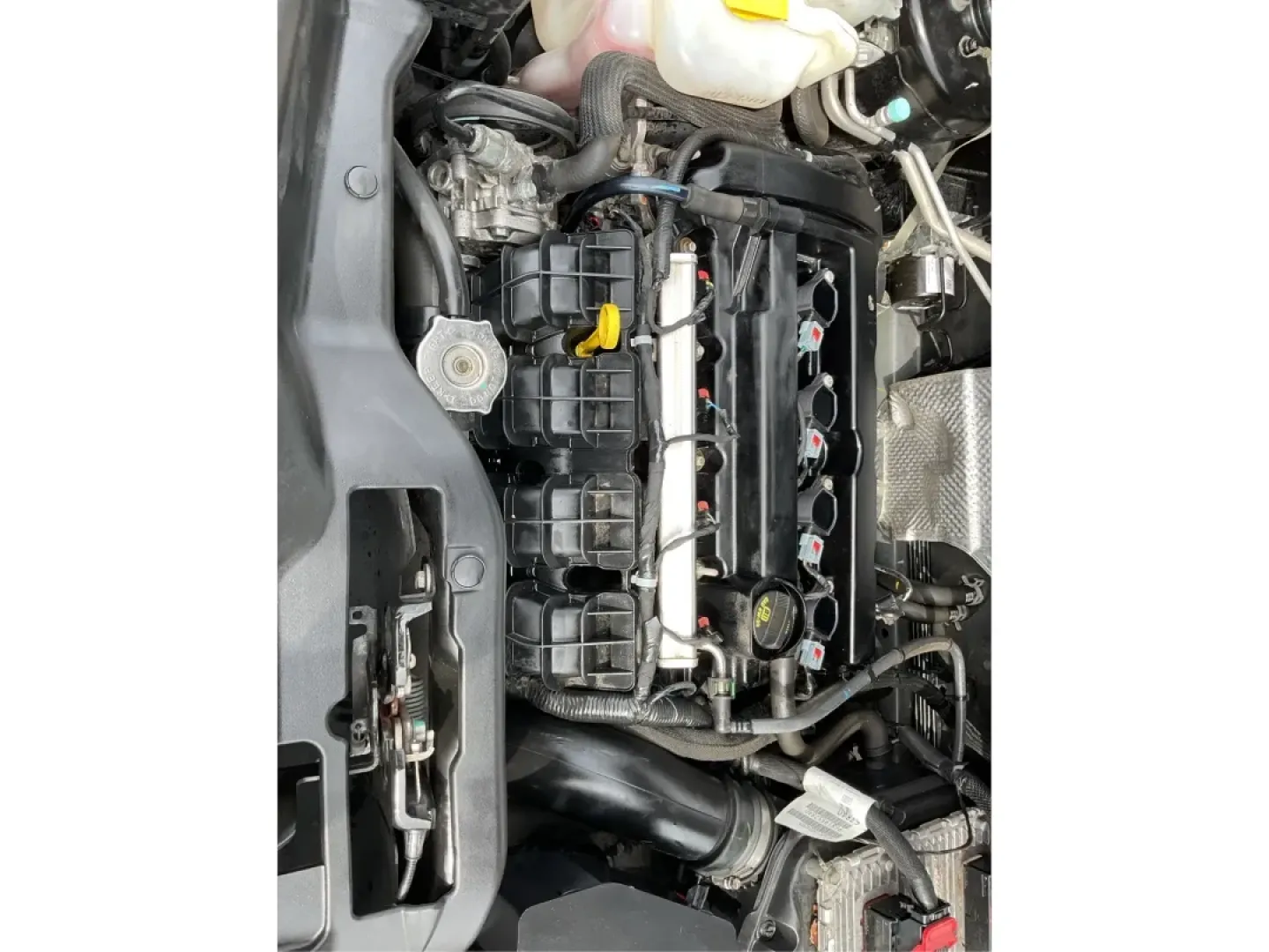 2017 Jeep Patriot Sport FWD (1C4NJPBAXHD) with an 2.4L I-4 DOHC engine, located at 1184 Kauffman Ave, Fairborn, OH, 45324, (937) 908-9800, 39.807072, -84.030914 - **Unlock Adventure with the 2017 Jeep Patriot Sport FWD at Advantage Car and Credit!**<br /> <br /> Are you ready to elevate your outdoor adventures or simply need a reliable vehicle for your daily commute? Look no further than the incredible 2017 Jeep Patriot Sport FWD, available now at Advantage C - Photo#11