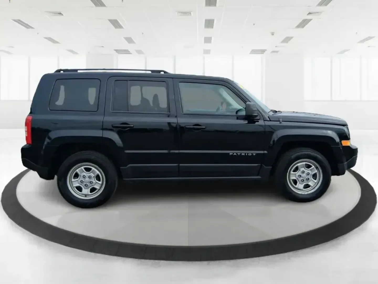 2017 Jeep Patriot Sport FWD (1C4NJPBAXHD) with an 2.4L I-4 DOHC engine, Automatic transmission, located at 401 Woodman Dr, Riverside, OH, 45431, (937) 908-9800, 39.760899, -84.123421 - **Unlock Adventure with the 2017 Jeep Patriot Sport FWD at Advantage Car and Credit!**<br /> <br /> Are you ready to elevate your outdoor adventures or simply need a reliable vehicle for your daily commute? Look no further than the incredible 2017 Jeep Patriot Sport FWD, available now at Advantage C - Photo#1