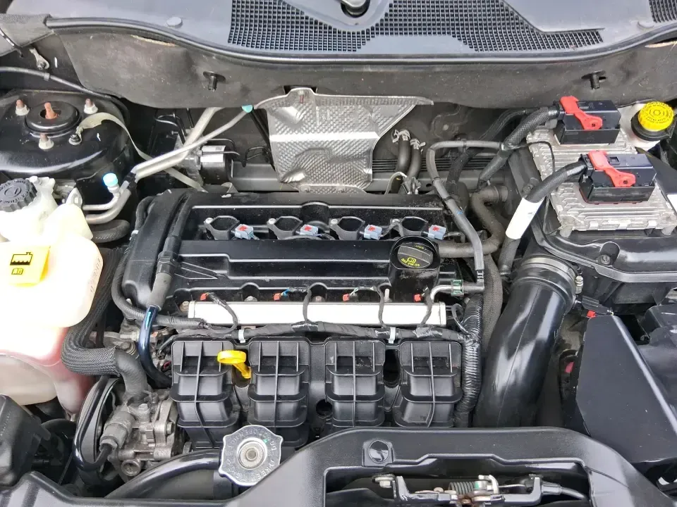 2017 Jeep Patriot Sport FWD (1C4NJPBAXHD) with an 2.4L I-4 DOHC engine, Automatic transmission, located at 401 Woodman Dr, Riverside, OH, 45431, (937) 908-9800, 39.760899, -84.123421 - **Unlock Adventure with the 2017 Jeep Patriot Sport FWD at Advantage Car and Credit!**<br /> <br /> Are you ready to elevate your outdoor adventures or simply need a reliable vehicle for your daily commute? Look no further than the incredible 2017 Jeep Patriot Sport FWD, available now at Advantage C - Photo#11