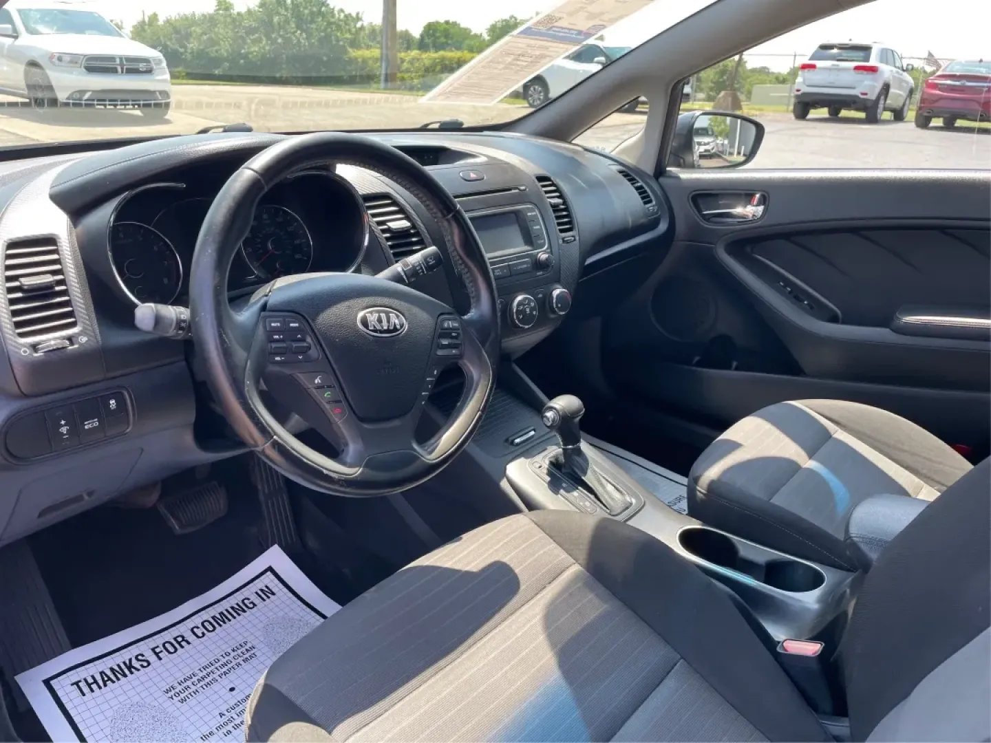 2014 Kia Forte EX (KNAFX4A88E5) with an 2L I-4 gasoline direct injection engine, located at 1951 S Dayton Lakeview Rd., New Carlisle, OH, 45344, (937) 908-9800, 39.890999, -84.050255 - **Elevate Your Everyday Commute with the 2014 Kia Forte EX Perfect for the Modern Lifestyle**<br /> <br /> Looking for a reliable vehicle that effortlessly combines style, comfort, and affordability? The 2014 Kia Forte EX is the perfect choice for budget-conscious buyers and growing families alike. - Photo#9
