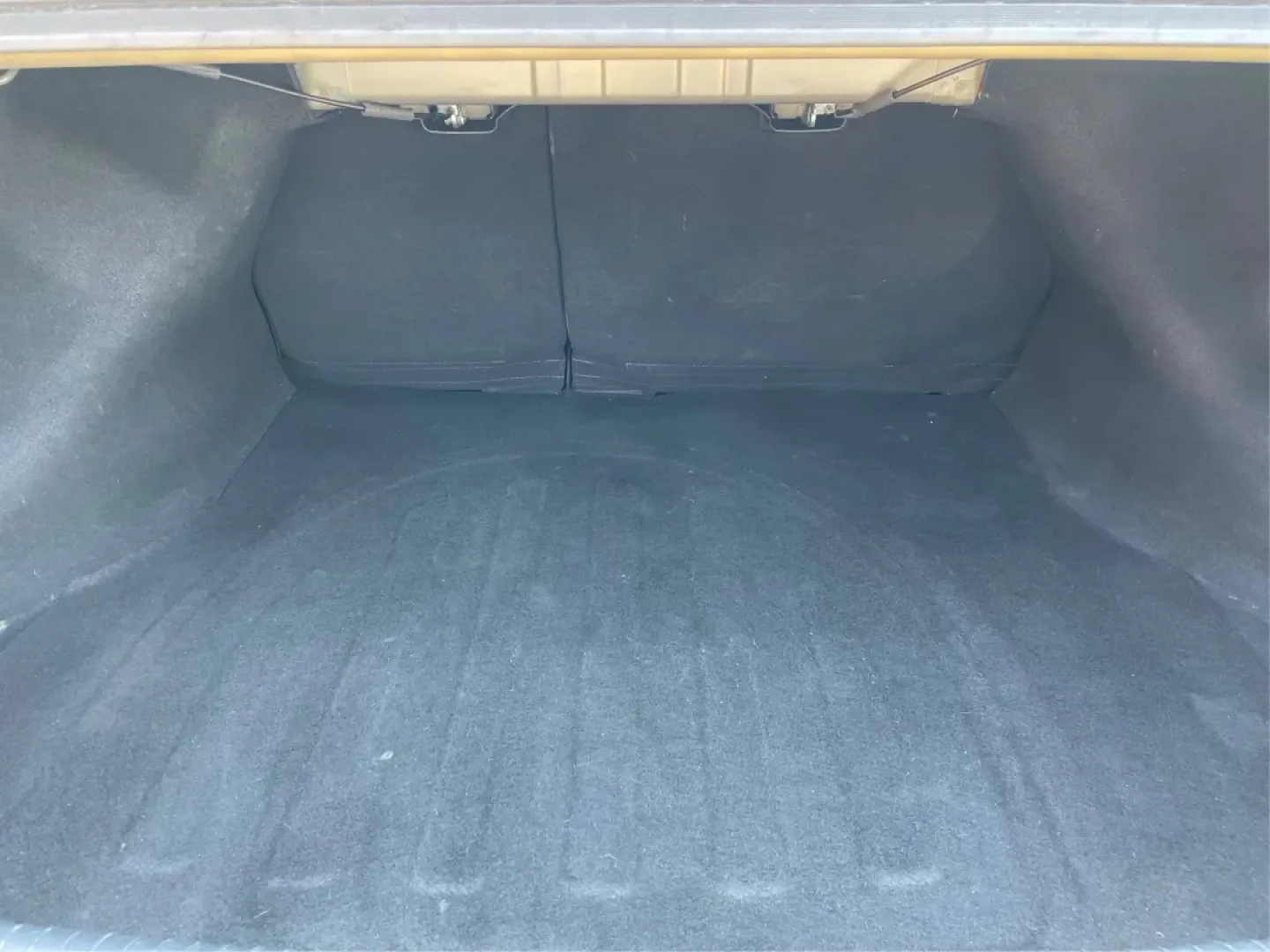 2014 Kia Forte EX (KNAFX4A88E5) with an 2L I-4 gasoline direct injection engine, located at 1951 S Dayton Lakeview Rd., New Carlisle, OH, 45344, (937) 908-9800, 39.890999, -84.050255 - **Elevate Your Everyday Commute with the 2014 Kia Forte EX Perfect for the Modern Lifestyle**<br /> <br /> Looking for a reliable vehicle that effortlessly combines style, comfort, and affordability? The 2014 Kia Forte EX is the perfect choice for budget-conscious buyers and growing families alike. - Photo#12