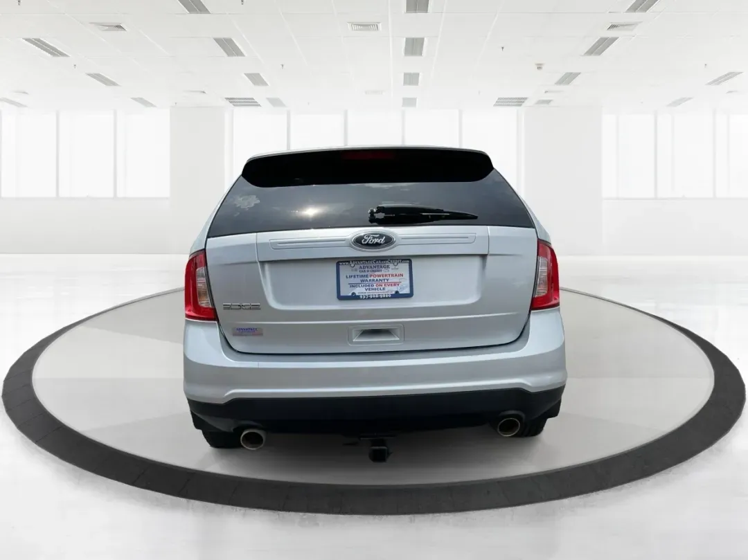 2013 Ford Edge SE (2FMDK3GC3DB) with an Other engine, located at 880 E. National Road, Vandalia, OH, 45377, (937) 908-9800, 39.891918, -84.183594 - **Hit the Open Road in Style! Discover the 2013 Ford Edge SE at Advantage Car and Credit in Fairborn, OH**<br /> <br /> Are you ready to elevate your daily commute or embark on exciting weekend adventures? The 2013 Ford Edge SE is the perfect blend of comfort, spaciousness, and style, making it an i - Photo#3