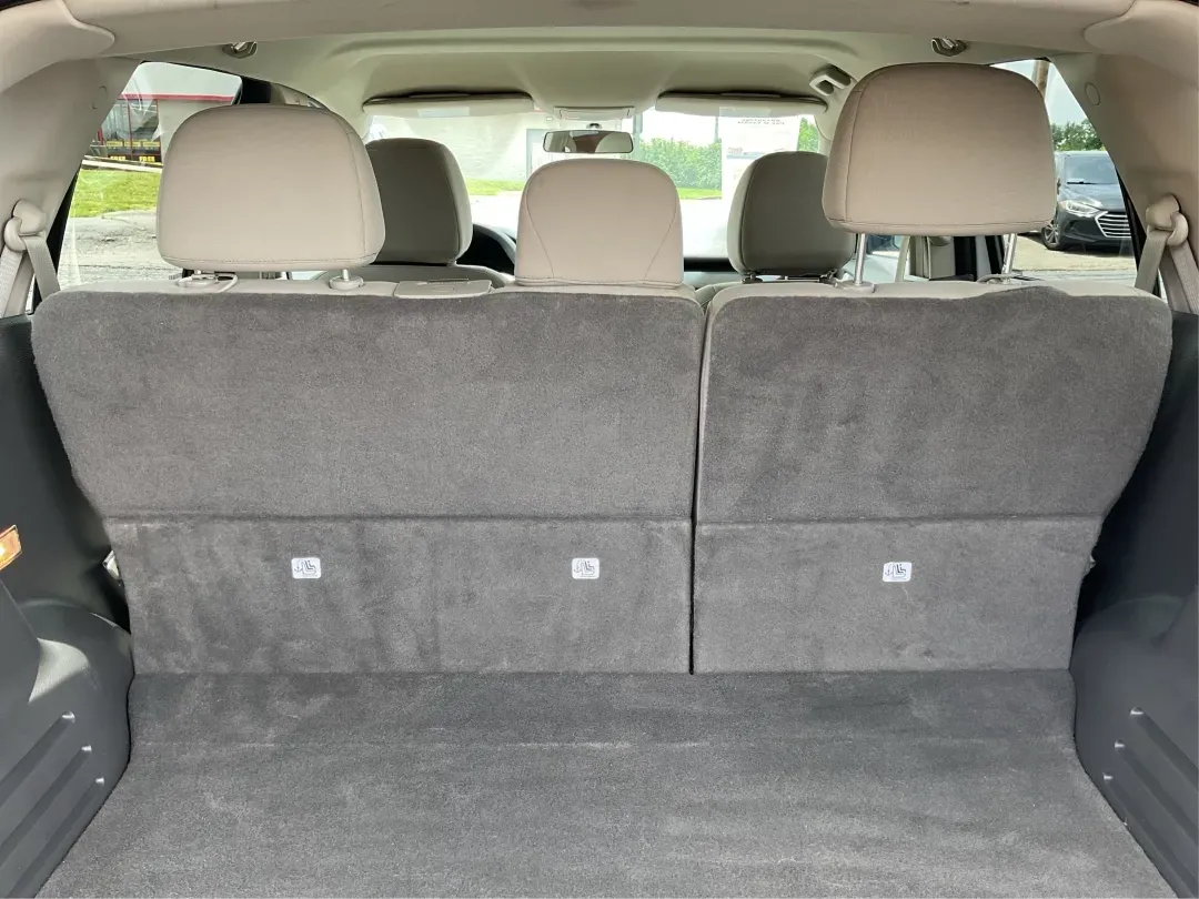 2013 Ford Edge SE (2FMDK3GC3DB) with an Other engine, located at 880 E. National Road, Vandalia, OH, 45377, (937) 908-9800, 39.891918, -84.183594 - **Hit the Open Road in Style! Discover the 2013 Ford Edge SE at Advantage Car and Credit in Fairborn, OH**<br /> <br /> Are you ready to elevate your daily commute or embark on exciting weekend adventures? The 2013 Ford Edge SE is the perfect blend of comfort, spaciousness, and style, making it an i - Photo#12