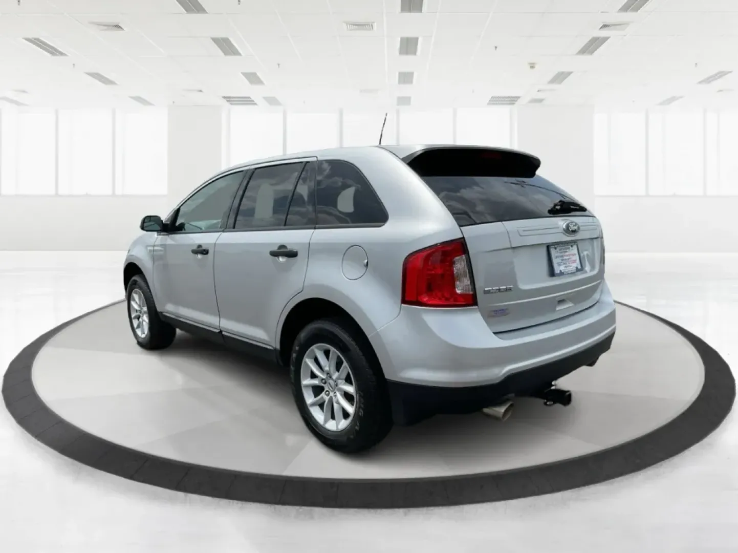 2013 Ford Edge SE (2FMDK3GC3DB) with an Other engine, located at 1099 N County Rd 25A, Troy, OH, 45373, (937) 908-9800, 40.057079, -84.212883 - **Hit the Open Road in Style! Discover the 2013 Ford Edge SE at Advantage Car and Credit in Fairborn, OH**<br /> <br /> Are you ready to elevate your daily commute or embark on exciting weekend adventures? The 2013 Ford Edge SE is the perfect blend of comfort, spaciousness, and style, making it an i - Photo#4