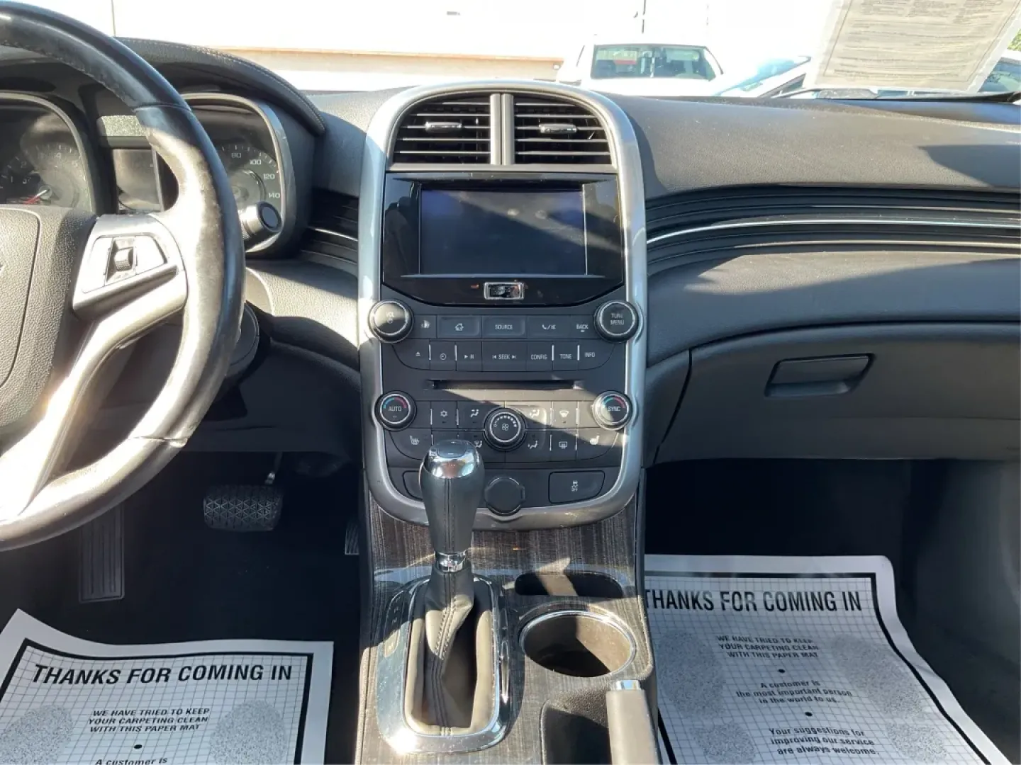 2014 Chevrolet Malibu 2LT (1G11E5SL7EU) with an ECOTEC 2.5L I-4 gasoline direct injection engine, located at 1099 N County Rd 25A, Troy, OH, 45373, (937) 908-9800, 40.057079, -84.212883 - **Elevate Your Everyday Commute with the 2014 Chevrolet Malibu 2LT at Advantage Car and Credit!**<br /> <br /> Are you ready to transform your daily drives into extraordinary experiences? The 2014 Chevrolet Malibu 2LT is the perfect sedan for those who value comfort, style, and reliability. Whether - Photo#13