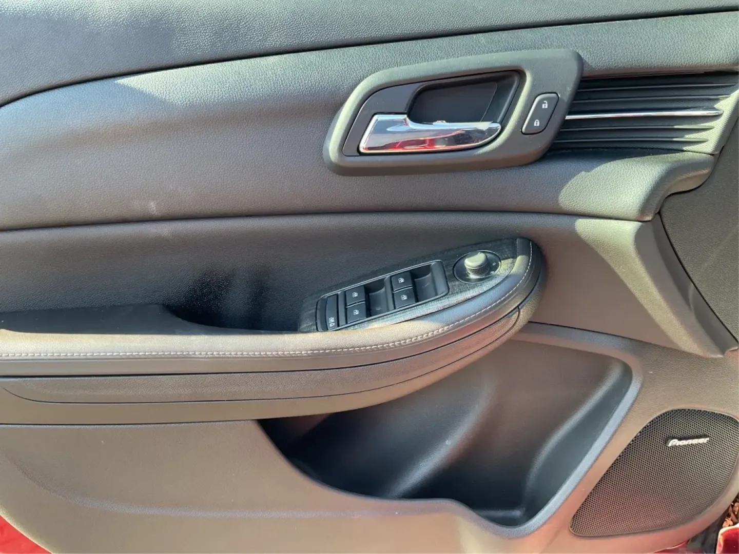 2014 Chevrolet Malibu 2LT (1G11E5SL7EU) with an ECOTEC 2.5L I-4 gasoline direct injection engine, located at 1099 N County Rd 25A, Troy, OH, 45373, (937) 908-9800, 40.057079, -84.212883 - **Elevate Your Everyday Commute with the 2014 Chevrolet Malibu 2LT at Advantage Car and Credit!**<br /> <br /> Are you ready to transform your daily drives into extraordinary experiences? The 2014 Chevrolet Malibu 2LT is the perfect sedan for those who value comfort, style, and reliability. Whether - Photo#19