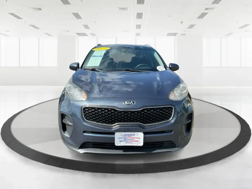 2017 Kia Sportage LX (KNDPM3ACXH7) with an Theta II 2.4L I-4 gasoline direct injection engine, 6A transmission, located at 1951 S Dayton Lakeview Rd., New Carlisle, OH, 45344, (937) 908-9800, 39.890999, -84.050255 - **Discover Your Next Adventure with the 2017 Kia Sportage LX at Advantage Car and Credit!** <br /> <br /> Are you ready to elevate your driving experience? Look no further! This stunning 2017 Kia Sportage LX in Pacific Blue is perfect for anyone who craves both style and functionality. Whether you'r - Photo#7