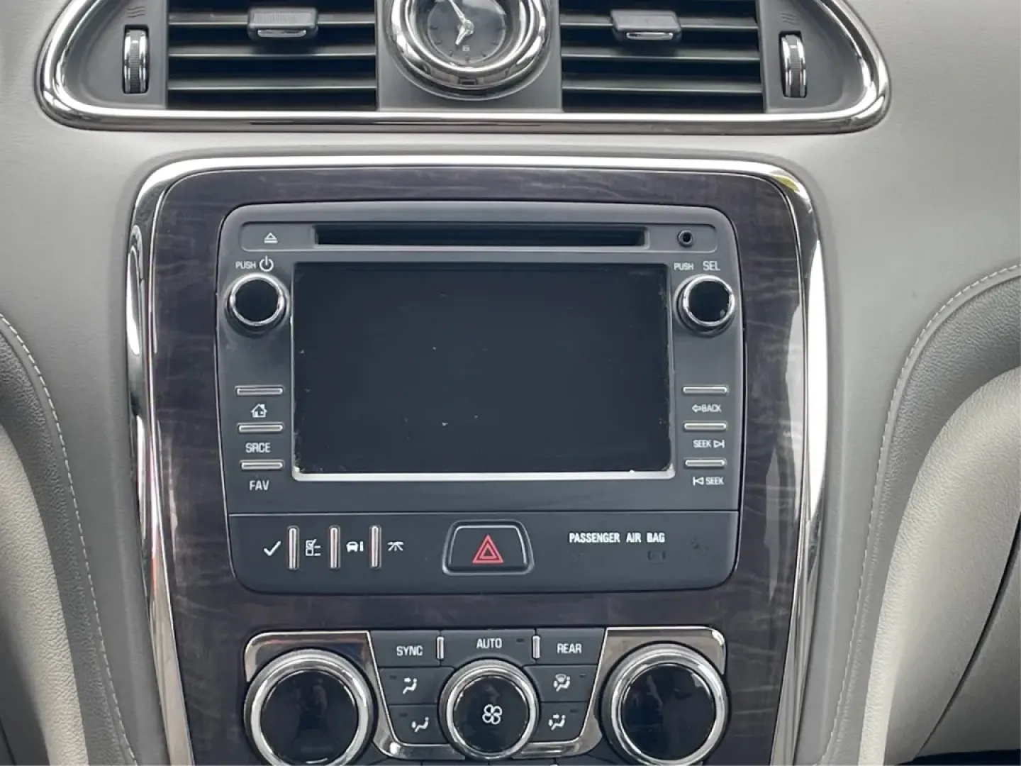 2015 Buick Enclave Convenience FWD (5GAKRAKD6FJ) with an 3.6L V6 DOHC 24V engine, 6-Speed Automatic Overdrive transmission, located at 8750 N County Rd 25A, Piqua, OH, 45356, (937) 908-9800, 40.164391, -84.232513 - Experience the perfect blend of luxury and practicality with the 2015 Buick Enclave Convenience FWD, now available at Advantage Car and Credit in Fairborn, OH. This SUV is tailored for families on the go, weekend adventurers, or anyone in need of a reliable vehicle for long commutes. With its spacio - Photo#13