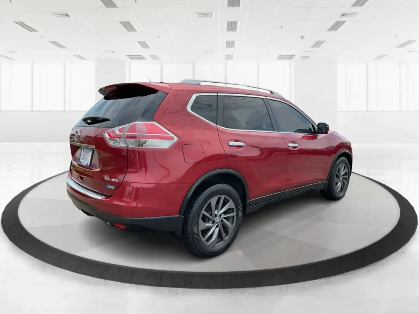 2014 Nissan Rogue SL (5N1AT2MV9EC) with an 2.5L I-4 DOHC engine, located at 1184 Kauffman Ave, Fairborn, OH, 45324, (937) 908-9800, 39.807072, -84.030914 - **Unleash Adventure with This 2014 Nissan Rogue SL Ideal for Your Active Lifestyle!**<br /> <br /> Are you ready to elevate your family adventures or weekend getaways? The 2014 Nissan Rogue SL is the perfect companion for anyone looking to blend functionality with style. With a spacious interior an - Photo#2