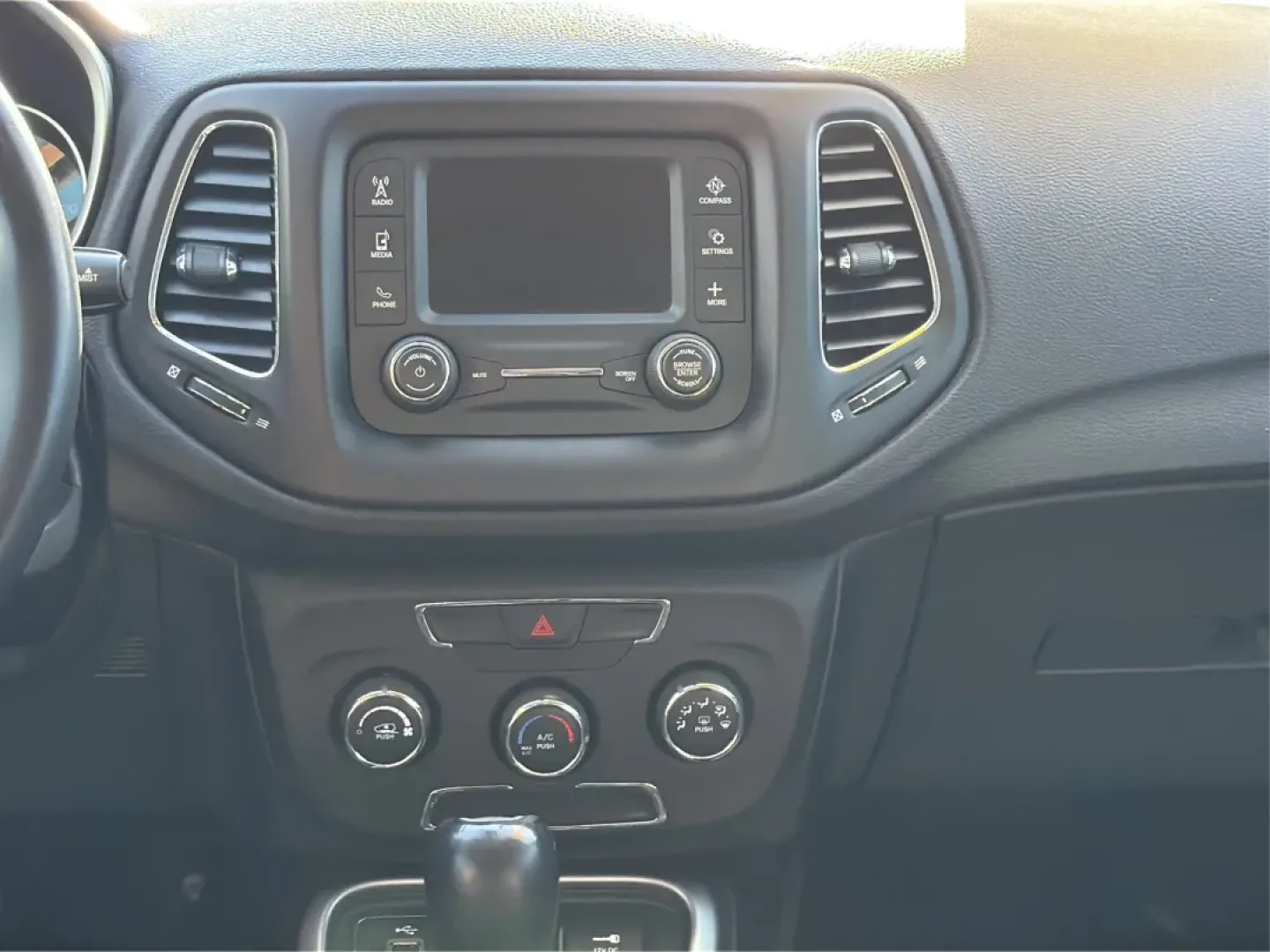 2018 Jeep Compass Latitude FWD (3C4NJCBB1JT) with an 2.4L I-4 variable valve control engine, Automatic transmission, located at 1951 S Dayton Lakeview Rd., New Carlisle, OH, 45344, (937) 908-9800, 39.890999, -84.050255 - **Adventure Awaits with This 2018 Jeep Compass Latitude FWD!**<br /> <br /> Transform your everyday travels into unforgettable adventures with the 2018 Jeep Compass Latitude FWD. This SUV is not just a mode of transportation; it's your ticket to exploration, whether it's cruising through the scenic - Photo#13