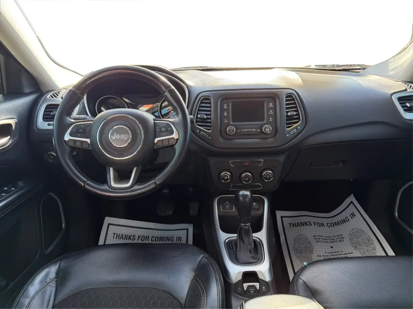 2018 Jeep Compass Latitude FWD (3C4NJCBB1JT) with an 2.4L I-4 variable valve control engine, Automatic transmission, located at 1951 S Dayton Lakeview Rd., New Carlisle, OH, 45344, (937) 908-9800, 39.890999, -84.050255 - **Adventure Awaits with This 2018 Jeep Compass Latitude FWD!**<br /> <br /> Transform your everyday travels into unforgettable adventures with the 2018 Jeep Compass Latitude FWD. This SUV is not just a mode of transportation; it's your ticket to exploration, whether it's cruising through the scenic - Photo#21