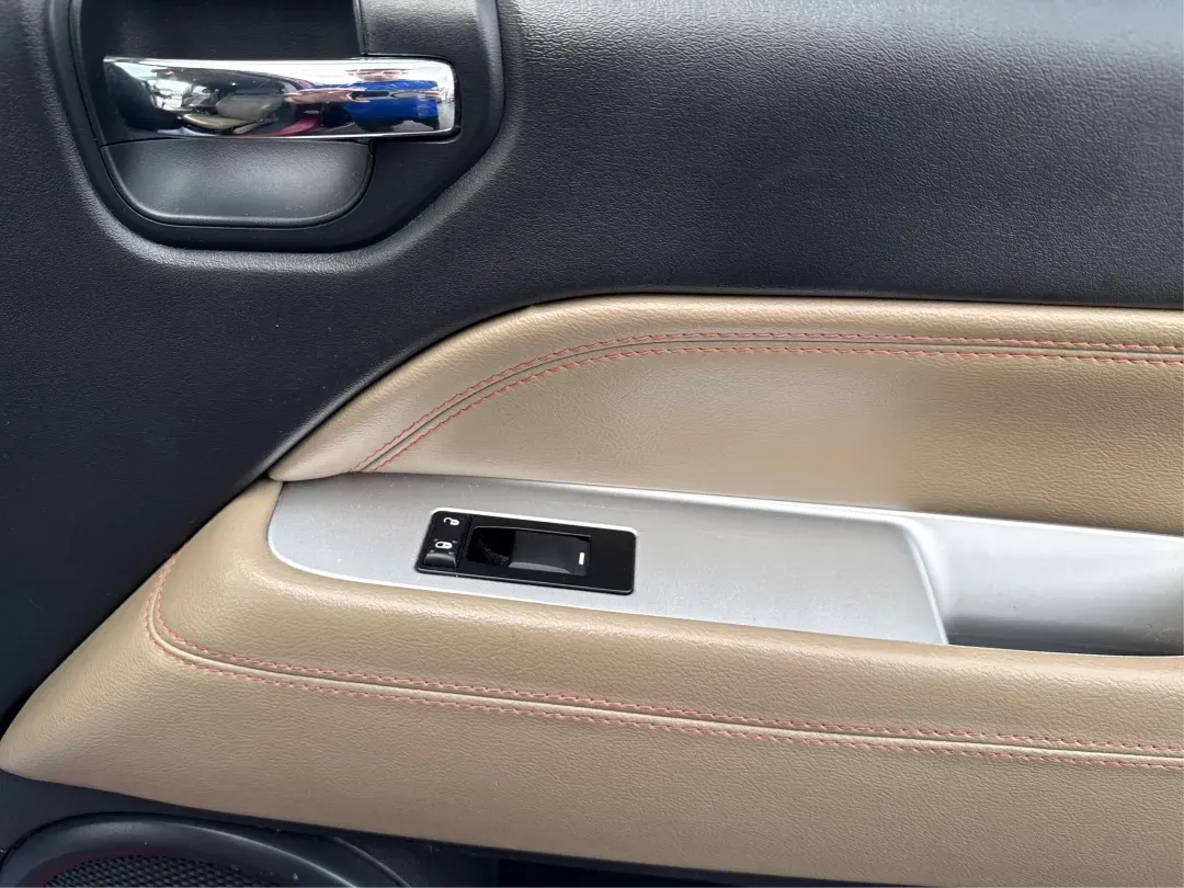 2014 Jeep Compass Latitude (1C4NJDEBXED) with an 2.4L I-4 DOHC engine, located at 1230 East Main St, Xenia, OH, 45385, (937) 908-9800, 39.688026, -83.910172 - **Discover Your Adventure with the 2014 Jeep Compass Latitude Perfect for Family Road Trips or Daily Commutes!**<br /> <br /> Are you ready to elevate your driving experience? The 2014 Jeep Compass Latitude is not just a vehicle; it's a lifestyle. Whether you're navigating busy city streets in Fair - Photo#20